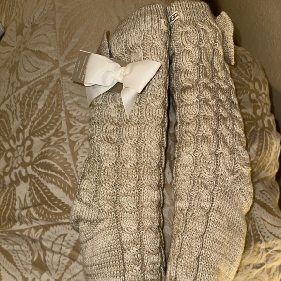 UGG Accessories - New UGG Fleece Lined Cozy Socks